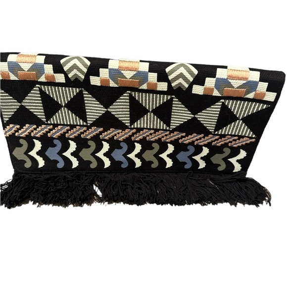 Stella & Dot Handbags - Stella and Dot embroidered clutch